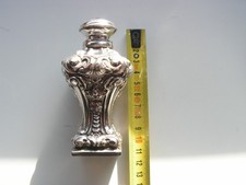 Barocker Zuckerstreuer aus