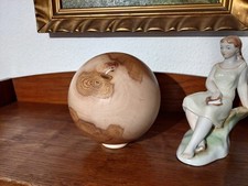 Wunderbare gedrechselte große