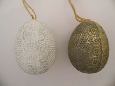 Osterei weiß oder champagner