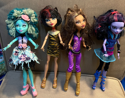 Monster high puppen - monster, honey