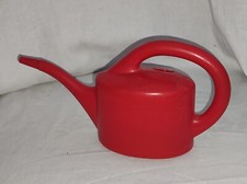 DDR Kinder Gießkanne rot Plastik ohne Tülle