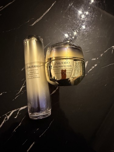Shiveido vital perfection - shiveido,