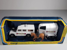 Land Rover 109 Police Corgi