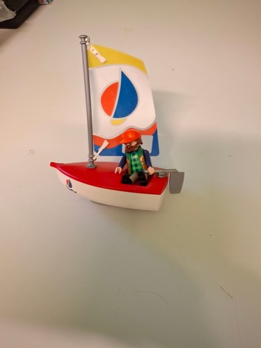 Kleine segeljolle siehe - ,