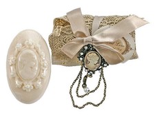 Seife Secret Love mit Gemme Säckchen Spitze Krömer Geschenk Vintage Rosenseife