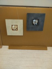 2 wunderschöne Deko-Bilder  mit Rosenmotiv 15,5 × 15,5 cm aus "Stein"-Material