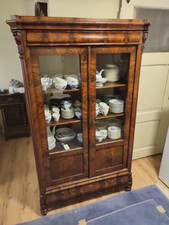 vitrine rokokostil 2 zeit