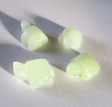 Anhänger  ~~  Serpentin ~~ Schildkröte ~~ gebohrt