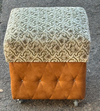 DDR Polsterhocker mit Fach und