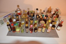 53 Miniaturflaschen - tw. regionale Spezialitäten