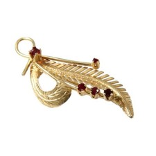 750er Gelbgold Brosche mit Rubinen  3,90g 43 x 19 mm