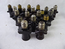 alter Stromdieb mit Lampenfassung E27 und zwei Steckdosen - guter Zustand