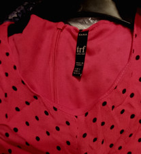 TRF by Zara Kleid 3/4 Arm gerafft  pink/rot - schwarze Punkte Gr. S Neu