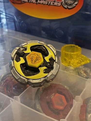 Hasbro beyblade metal fury - hasbro,