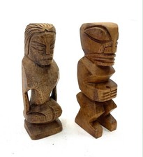 Statue Paar Von Tikis Aus Holz
