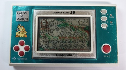 Nintendo game watch - game,