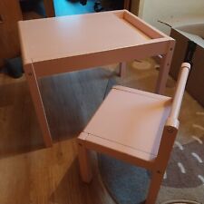 kleiner Kindertisch Maltisch mit Stuhl (H&M)