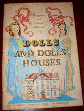 Vintage Dolls Reference House