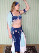 Kostüm:  Bauchtanzkostüm