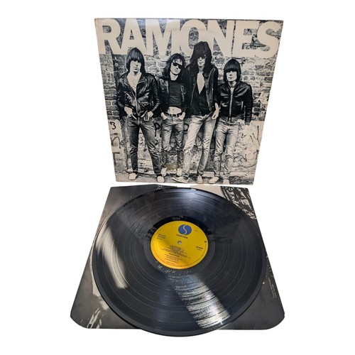 Ramones self titled - ramones,,