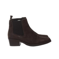 Justin Reece, Chelsea Boots