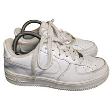 Nike Turnschuhe Kinder 3,5