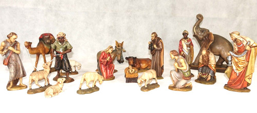 Handgeschnitzte krippenfiguren - handgeschnitzte,