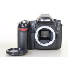 Nikon D80 Digitalkamera ohne Batteriefachdeckel - DSLR Camera - Body - Gehäuse