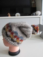 Damen (Herren?) Mütze für die kalte Jahreszeit aus Islandwolle (Alafoss Lopi)