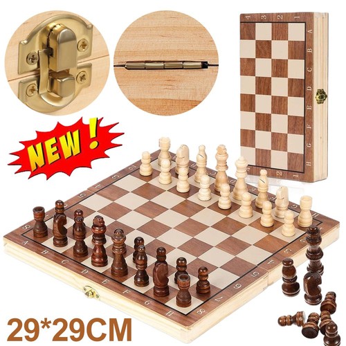 Schachspiel mit schachfiguren - schachspiel,