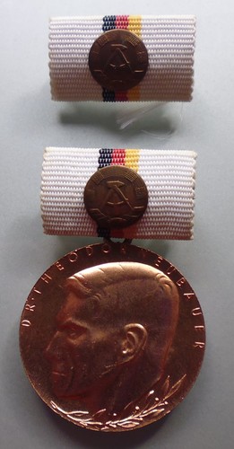 Auszeichnung ddr - auszeichnung,