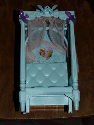 Barbie thron himmelbett - barbie,