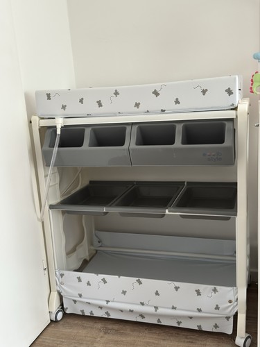 Babybadewanne mit wickeltisch - babybadewanne,