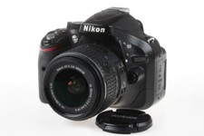 NIKON D5200 mit AF-S DX