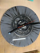 Wanduhr Unikat Aus Einer LP Und Einem Zahnrad . Modern