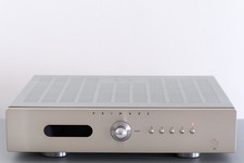 Primare I21 Vollverstärker • Titan • 2 x 125W • Metall-Fernbedienung C32