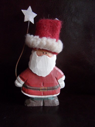 Nikolaus aus holz mit - aus,
