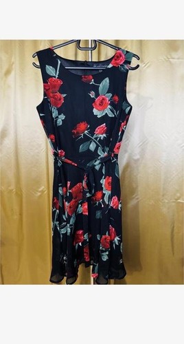 Women mela loves london - loves, dress