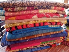 Großhandel Menge 10 Stck. Kantha Quilt Vintage Handarbeit Tagesdecke...