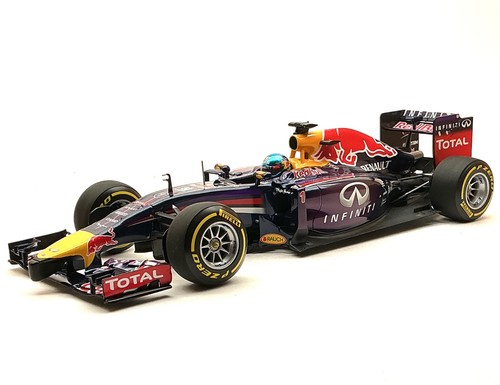 Minichamps infiniti red bull - red,