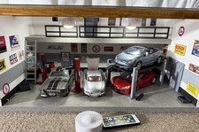 Diorama Werkstatt 1:24 mit komplett Ausstattung LED Modellbau  Autowerkstatt
