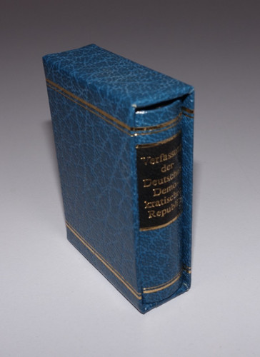 Ddr verfassung minibuch - .,