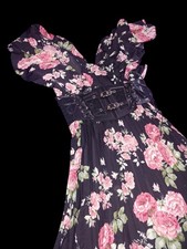 NEU Blumiges Sommerkleid