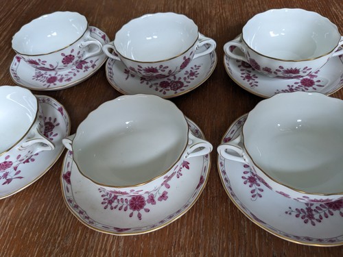 Suppentassen mit untere - suppentassen,