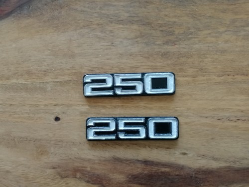 Yamaha 250 352 embleme - rd,