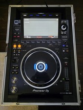 Pioneer CDJ-3000 |