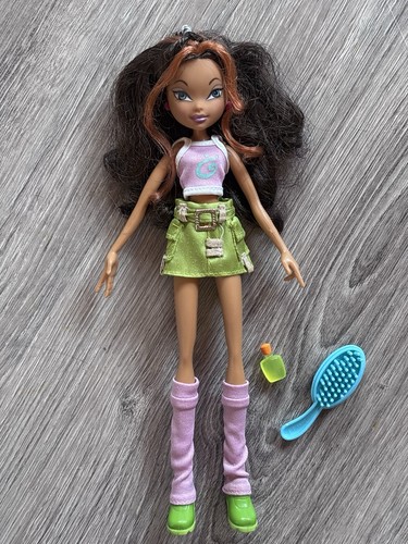 Winx club layla aisha puppe - layla,