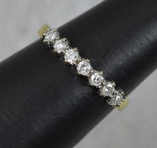 Halb-Ewigkeitsring mit natürlichem Diamant und 18 kt Gold