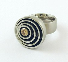 Edelstahlring von Ernstes