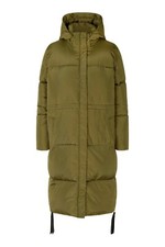 Second Female Buff Mantel in